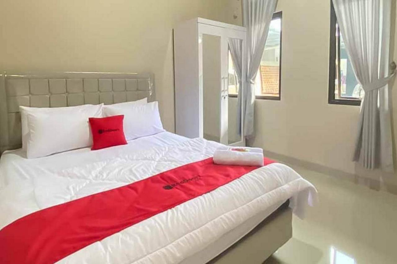 Reddoorz Syariah Near Hajimena Lampung Hotel Bandar Lampung Exterior photo