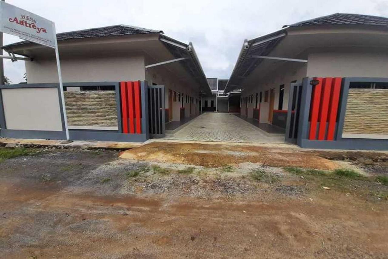 Reddoorz Syariah Near Hajimena Lampung Hotel Bandar Lampung Exterior photo