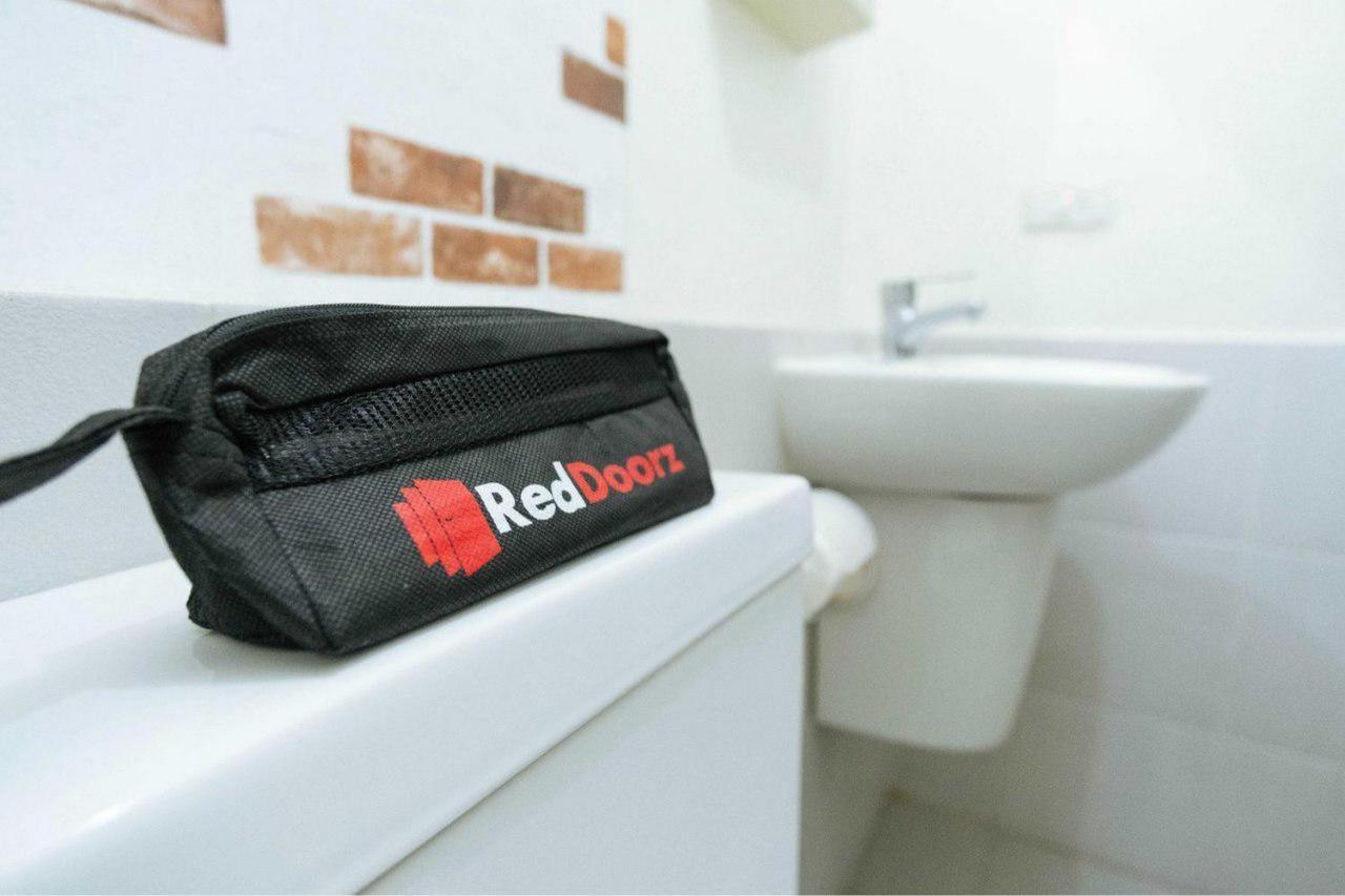 Reddoorz Syariah Near Hajimena Lampung Hotel Bandar Lampung Exterior photo
